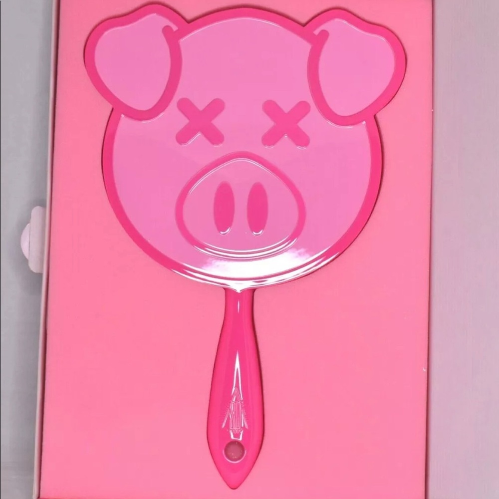 NEW NIB Jeffree Star Pink Pig Hand Mirror